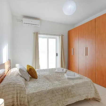 Modern 2br Apt With Private Balcony In * St. Paul's Bay