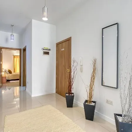 Apartament Modern 2br Apt With Private Balcony In St. Paul's Bay
