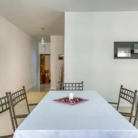 Modern 2br Apt With Private Balcony In * St. Paul's Bay